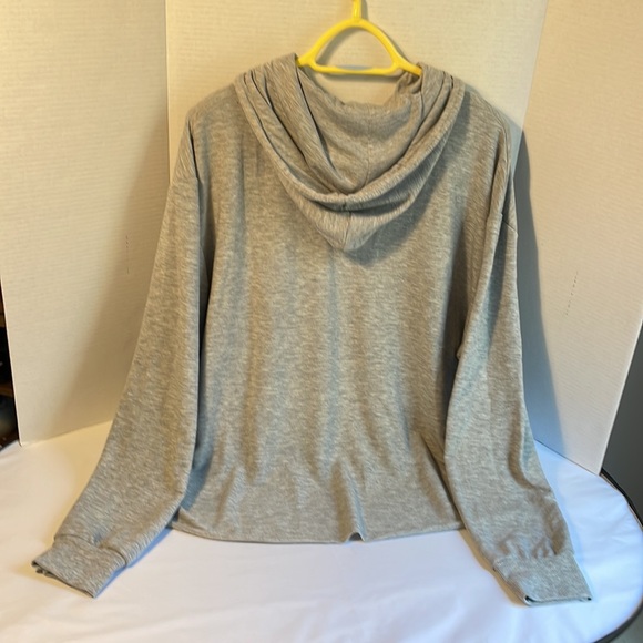 Walt Disney World hooded Castle Rainbow long sleeve thin Sweatshirt. Size XL - Picture 8 of 8